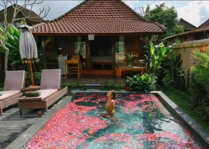 Niluh Private Pool *