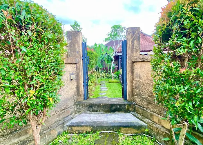Niluh Private Pool 别墅 乌布